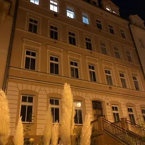 S Krasnou Vyhlidkou Na Imperial Karlowe Wary