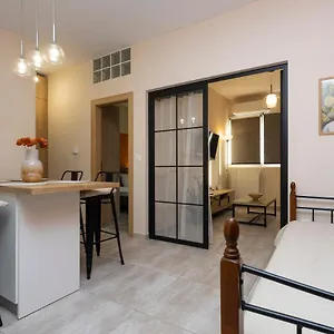 https://apt-3cs-thess-central-cosy-convenient.hotelschalkidiki.net